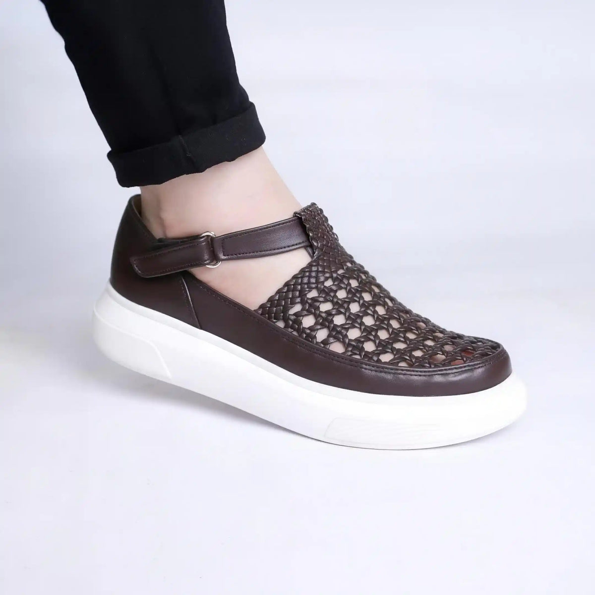 Amara Woven Glide - Scarpe
