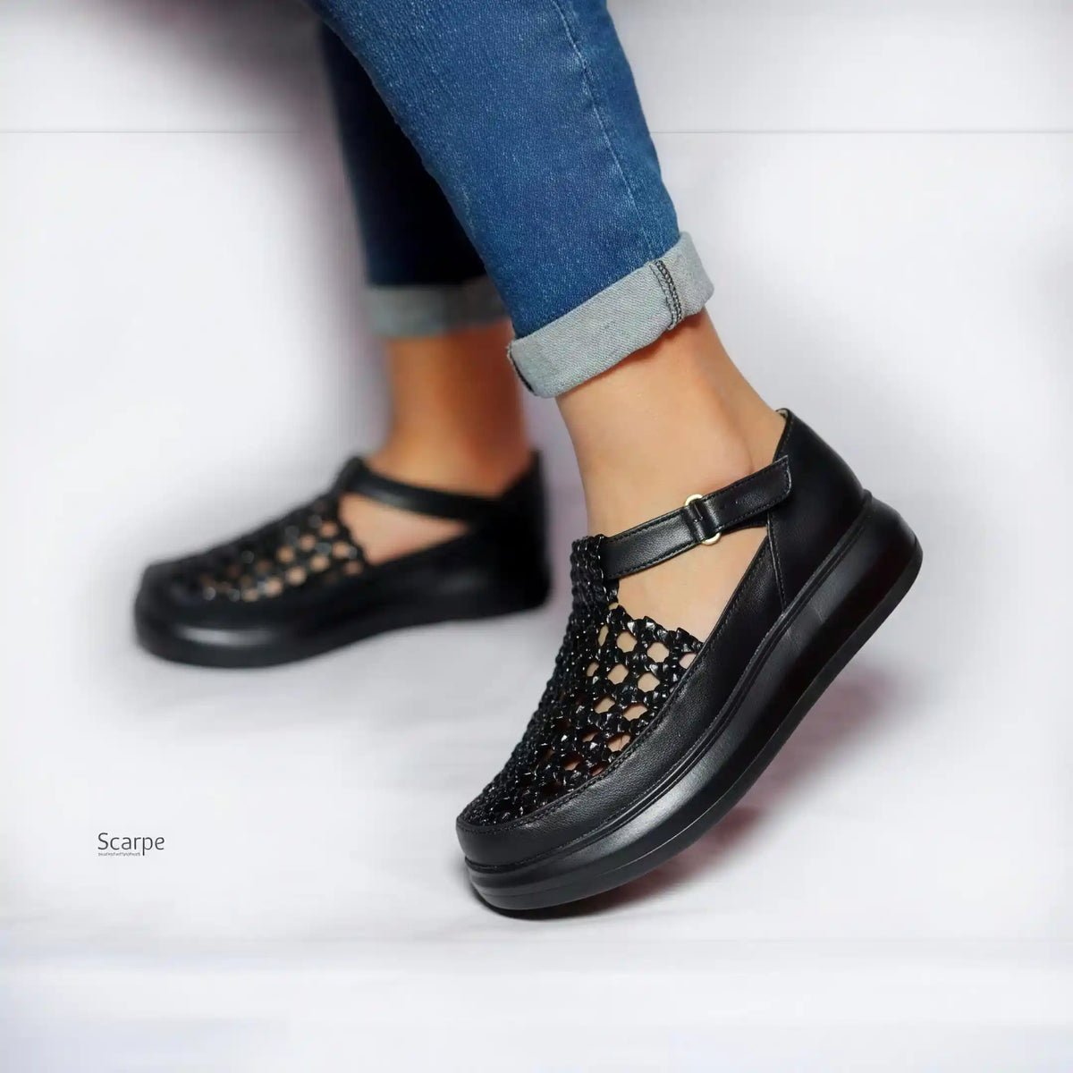 Amara Woven Glide - Scarpe