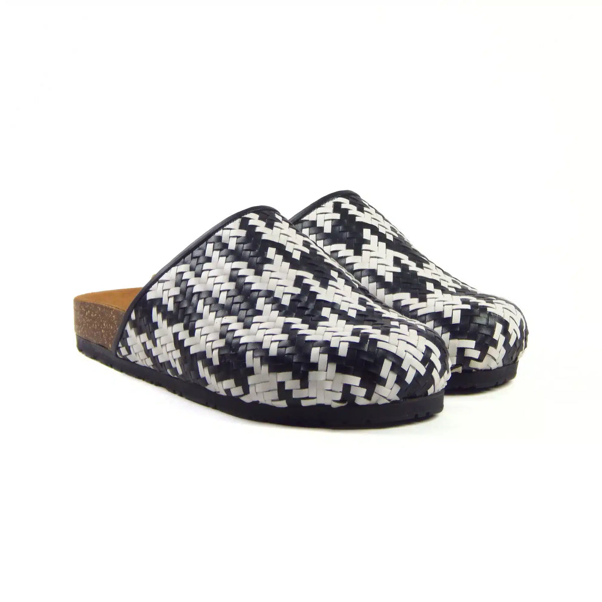Black and White Houndstooth Clogs, photo 5 - Scarpe Handmade