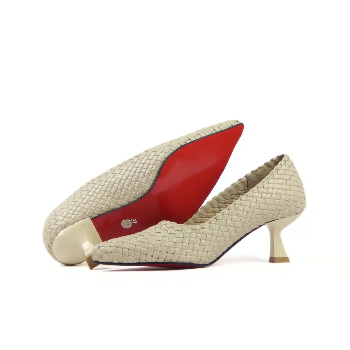 Beige woven heel showing the outsole