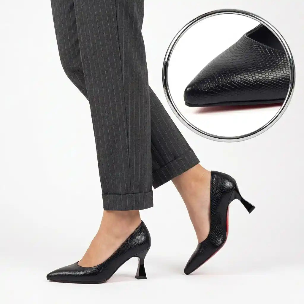 Midnight Python Pump R1333