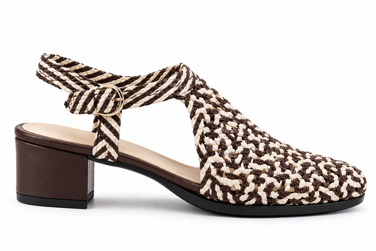 Vesba 3cm — Brown-and-cream patterned woven shoe with a block heel, rear angled view — Scarpe Handmade