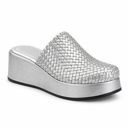 Sabot wedge 6cm — Silver woven slip-on mule with a wedge sole, front angled view — Scarpe Handmade
